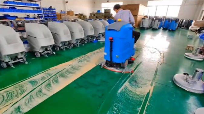 南岸2023年还在用人工的物业保洁不妨试试洗地机吧